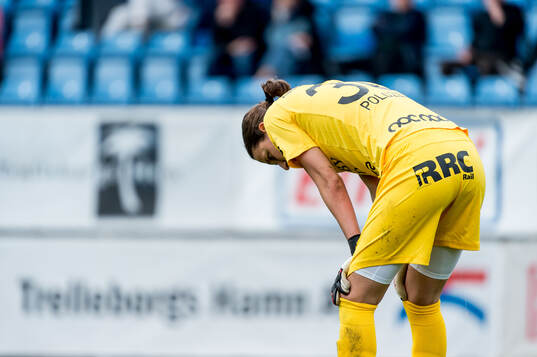 Trelleborgs målvakt Somea Polozen deppar