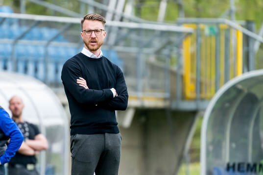 Växjö DFFs huvudtränare Olof Unogård