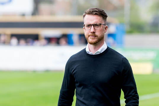 Växjö DFFs huvudtränare Olof Unogård