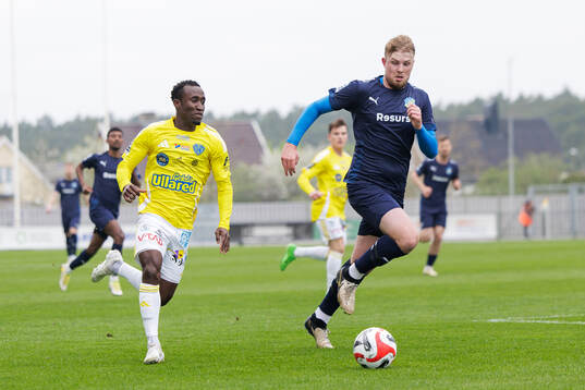Falkenbergs Wanbe Godwin Aguda och Eskilsminnes Adrian