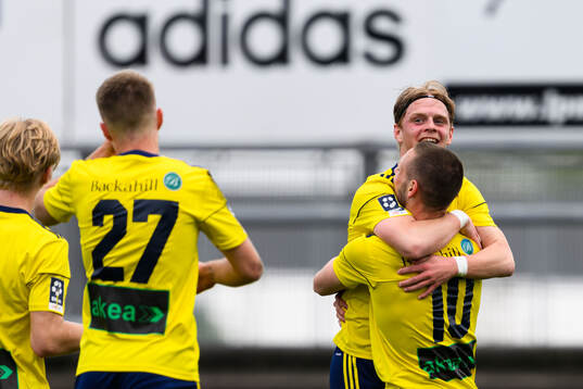 Och och Ängelholms Max Eriksson jublar