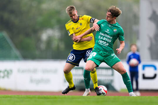 Ängelholms Robin Nilsson och Ljungskiles Lukas Lindholm