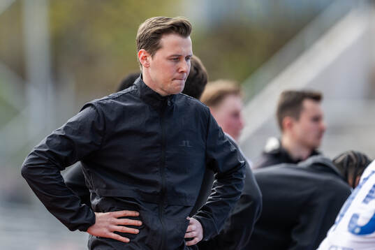 GIF Sundsvalls tränare Douglas Jakobsen deppar