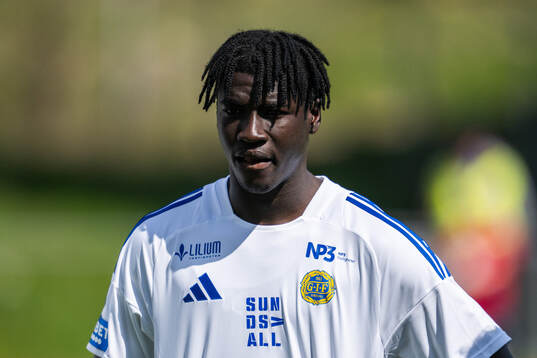 GIF Sundsvalls Kojo Peprah Oppong vid line-up