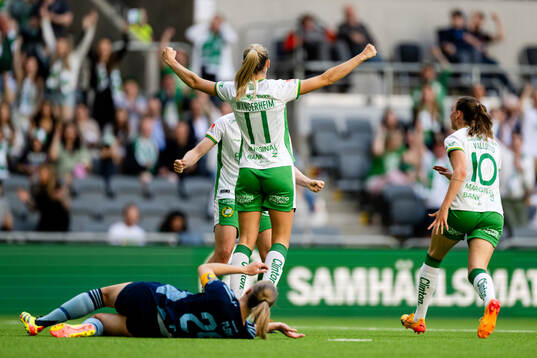 Hammarbys Ellen Wangerheim jublar