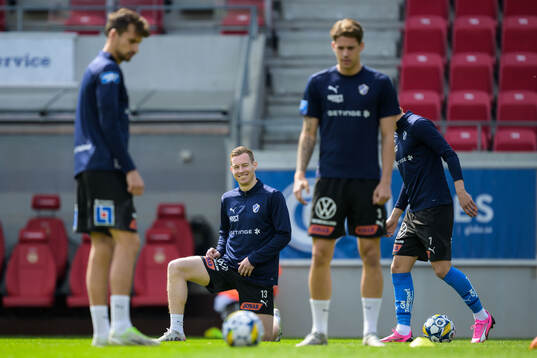 Halmstads Rasmus Wiedesheim-Paul, Gisli Eyjolfsson och