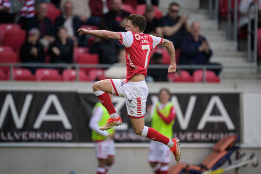 Kalmars Kevin Jensen jublar