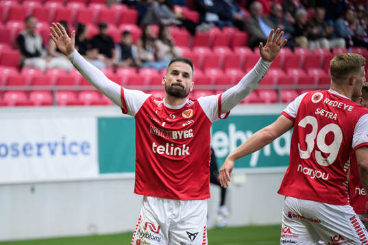 Bläddra bland fler bilder av Fotboll, Allsvenskan, Kalmar - Halmstad