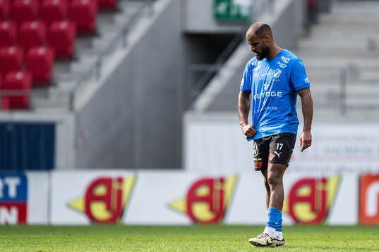Halmstads Phil Ofosu-Ayeh deppar