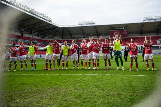 Kalmar spelare jublar