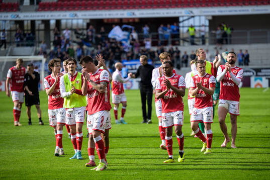 Kalmar spelare jublar