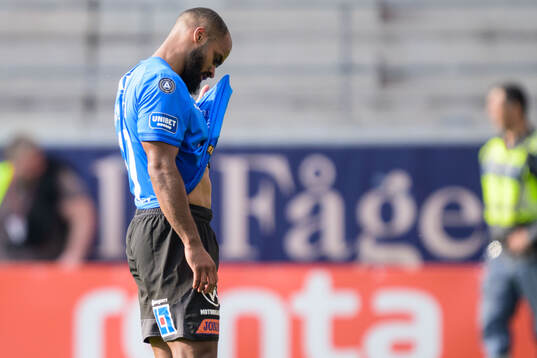 Halmstads Phil Ofosu-Ayeh deppar
