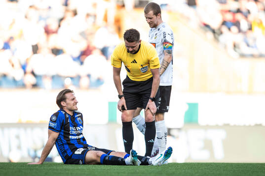 Sirius Daniel Stensson har ont