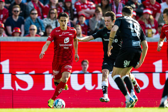Svenn Crone of Brann and Sverre Nypan of Rosenborg