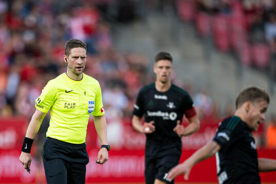 Espen Andreas Eskås, referee
