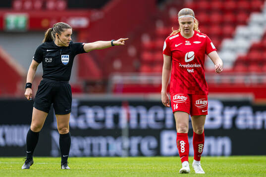 Karoline Marie Jensen, referee