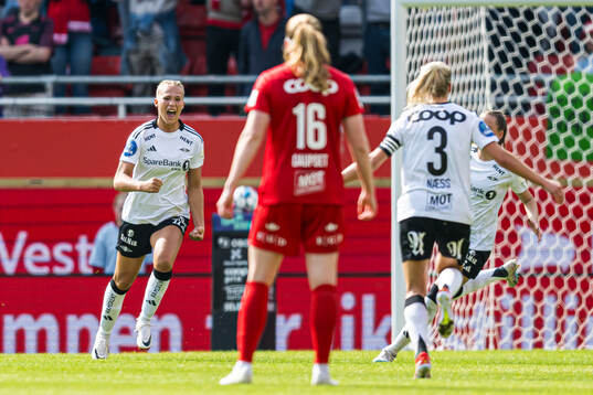 Frøya Dorsin of Rosenborg celebrates