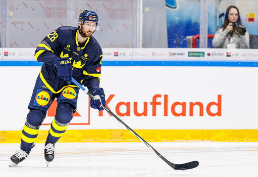 Marcus Pettersson of Sweden