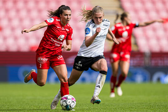Cecilie Redisch Kvamme of Brann ad Emilie Nautnes of
