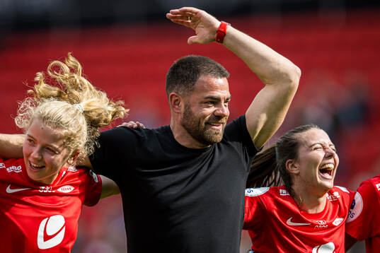 Justine Kielland, Martin Ho, head coach of Brann, and