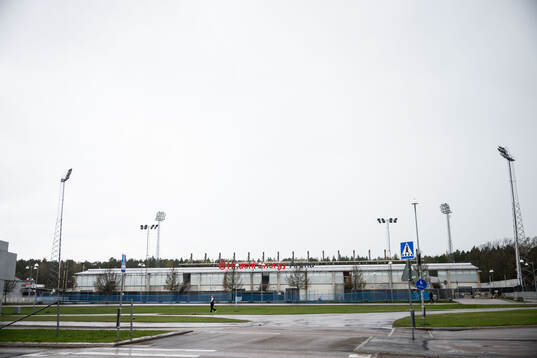 Exteriör vy av Hitachi Energy Arena
