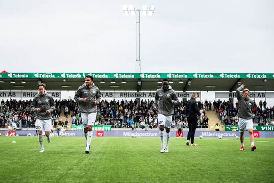 Västerås Max Larsson, Alex Douglas, Frederic Nsabiyumva