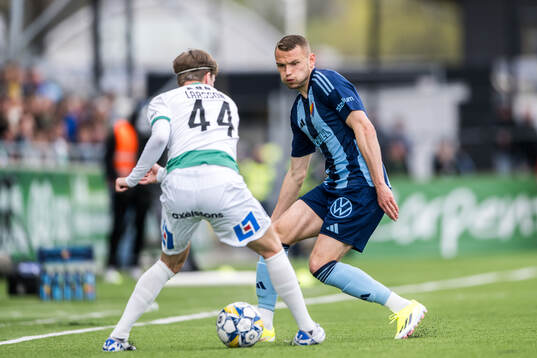 Västerås Max Larsson och Djurgårdens Piotr Johansson