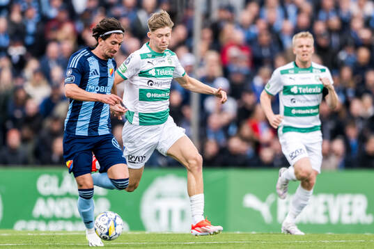 Djurgårdens Gustav Wikheim och Västerås Patric Åslund