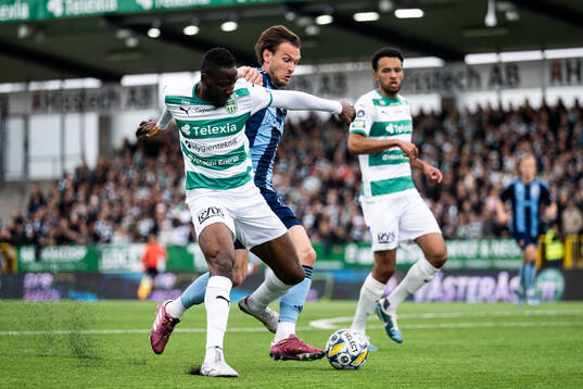 Västerås Frederic Nsabiyumva och Djurgårdens Albin Ekdal