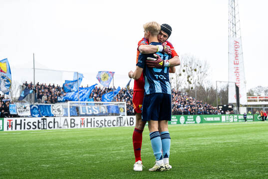 Djurgårdens målvakt Jacob Widell Zetterström och Lucas
