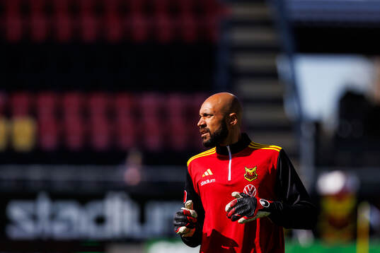 Östersunds målvakt Aly Keita