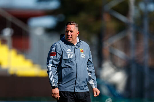 Östersunds huvudtränare Magnus Powell