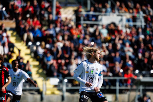 Örebros Karl Holmberg jublar