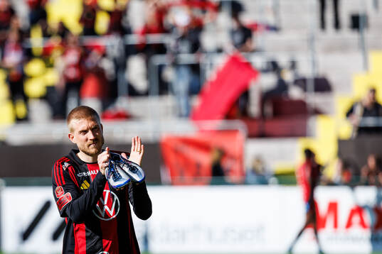 Östersunds Simon Kroon deppar