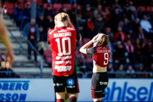 Östersunds Sebastian Karlsson Grach deppar