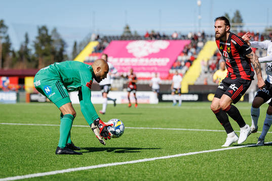 Östersunds målvakt Aly Keita