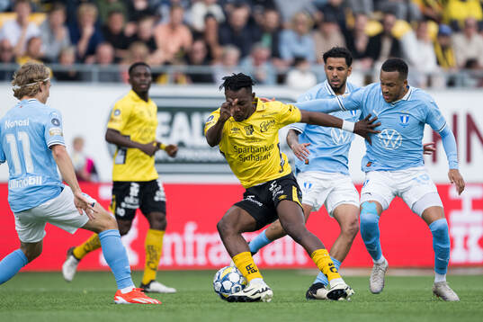 Elfsborgs Jalal Abdullai och Malmö FFs Martin Olsson