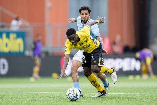 Elfsborgs Michael Baidoo och Malmö FFs Sergio Pena