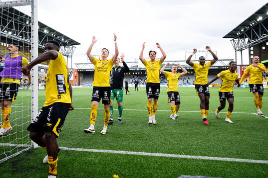 Elfsborgs spelare jublar