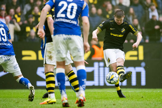 AIKs Mads Døhr Thychosen gör 2-0