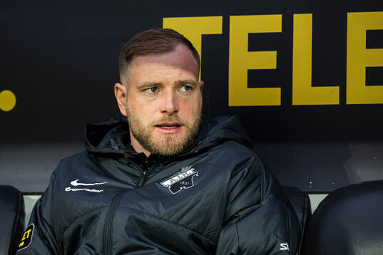 AIKs John Guidetti på bänken