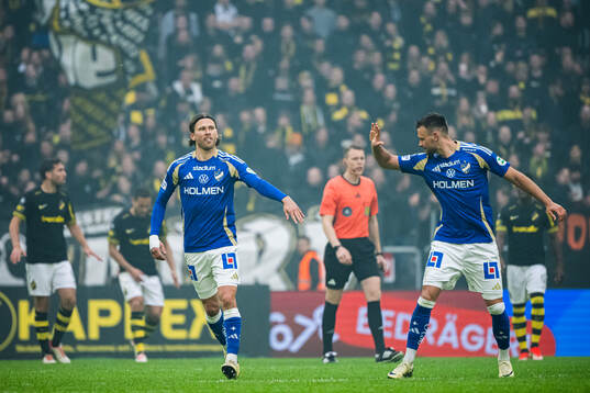 IFK Norrköpings Arnor Traustason jublar