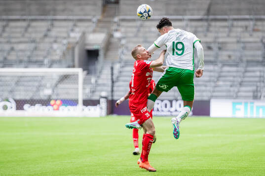 Värnamos Freddy Winsth och Hammarbys Deniz Gül