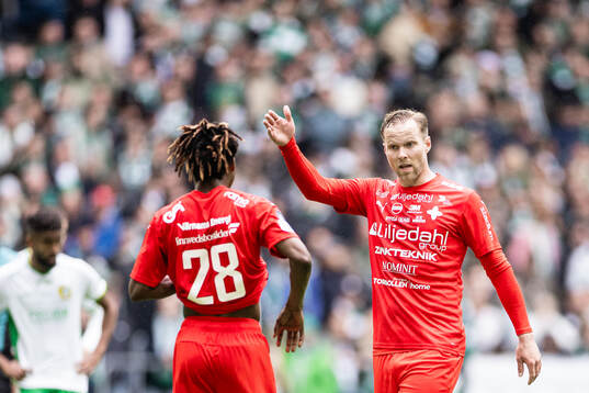 Värnamos Gustav Engvall gestikulerar