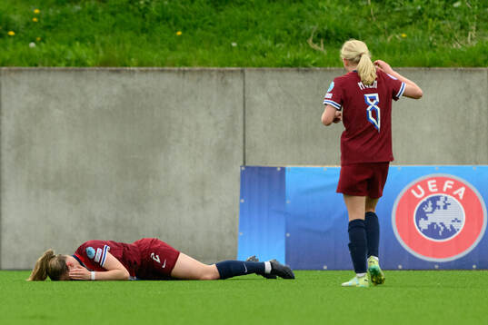 Ina Raaum Andreassen of Norway in pain