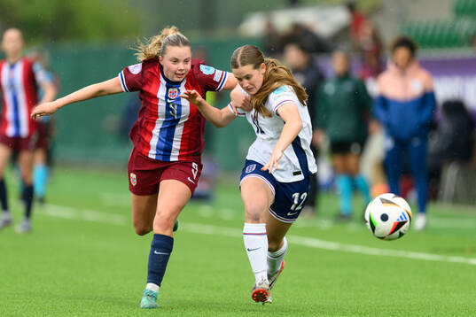 Christina Louise Herseth of Norway and Sophie Harrison of