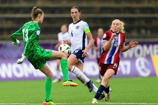 goalkeeper Rebekah Dowsett , Cecily Wellesley-Smith of