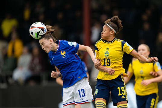 Elise Jean of France and Felicia Schröder of Sweden