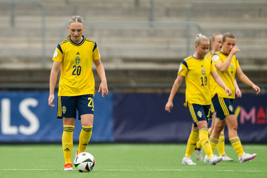 Nova Rolfsson of Sweden looks dejected