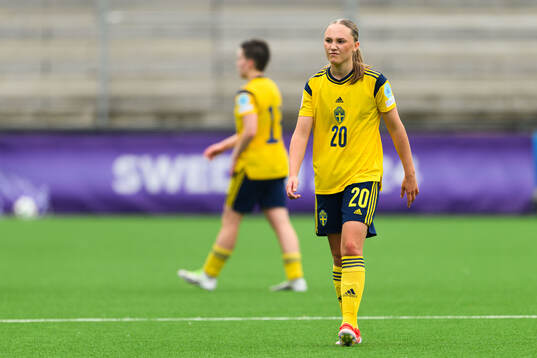 Nova Rolfsson of Sweden looks dejected